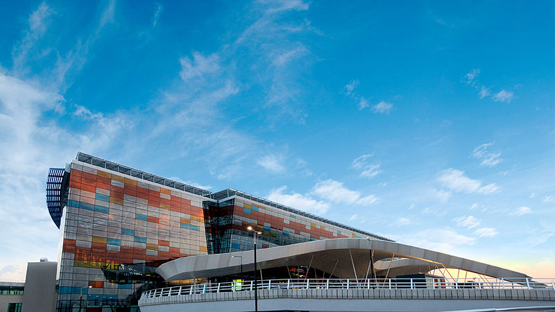 فرودگاه بین‌المللی زوارتنوتس